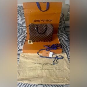 SOLD Louis Vuitton speedy nm 30 damier likey new with box, dust cover, and bag